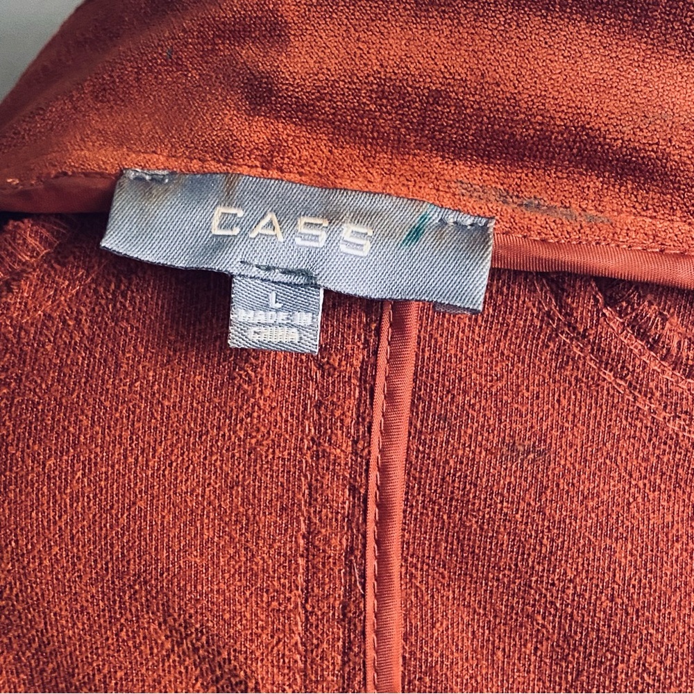 ๐ค Cass Vintage Burnt Orange Jacket with Button Detailing - Picture 9 of 16